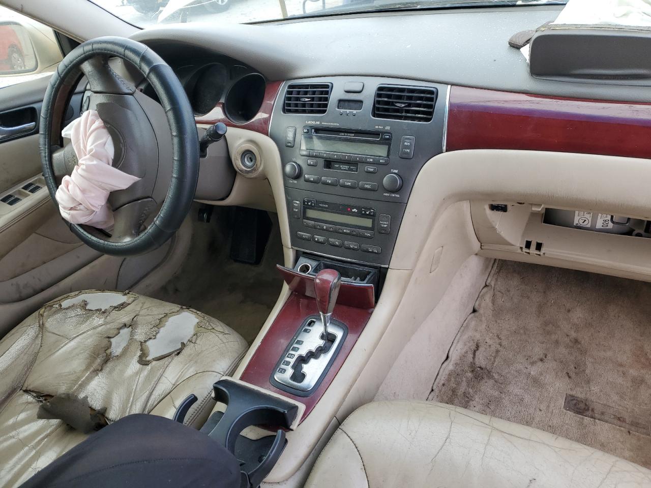 2002 Lexus ES - Image 8