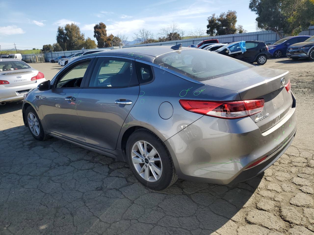 2017 Kia Optima - Image 2