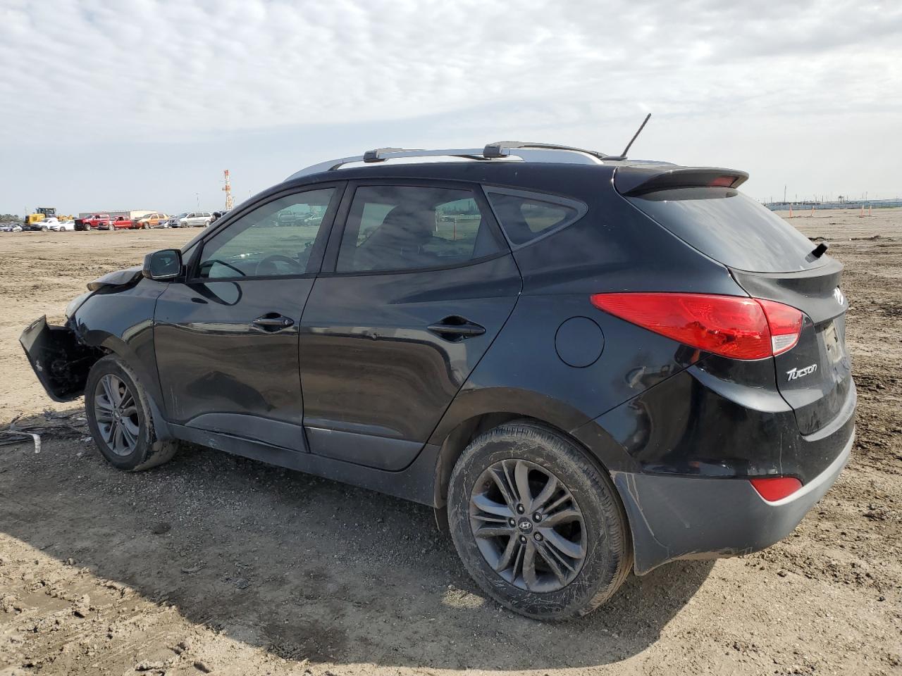 2015 Hyundai Tucson - Image 2