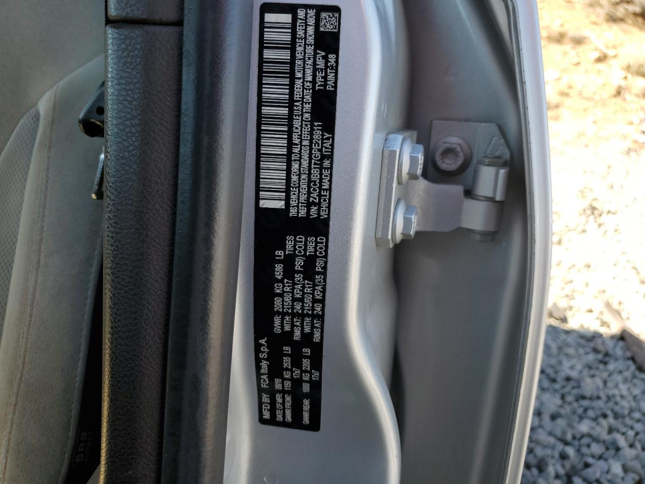 2016 Jeep Renegade - Image 12