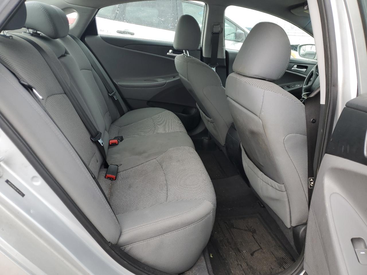 2014 Hyundai Sonata - Image 10