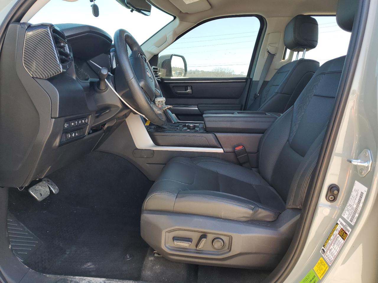 2022 Toyota Tundra - Image 7