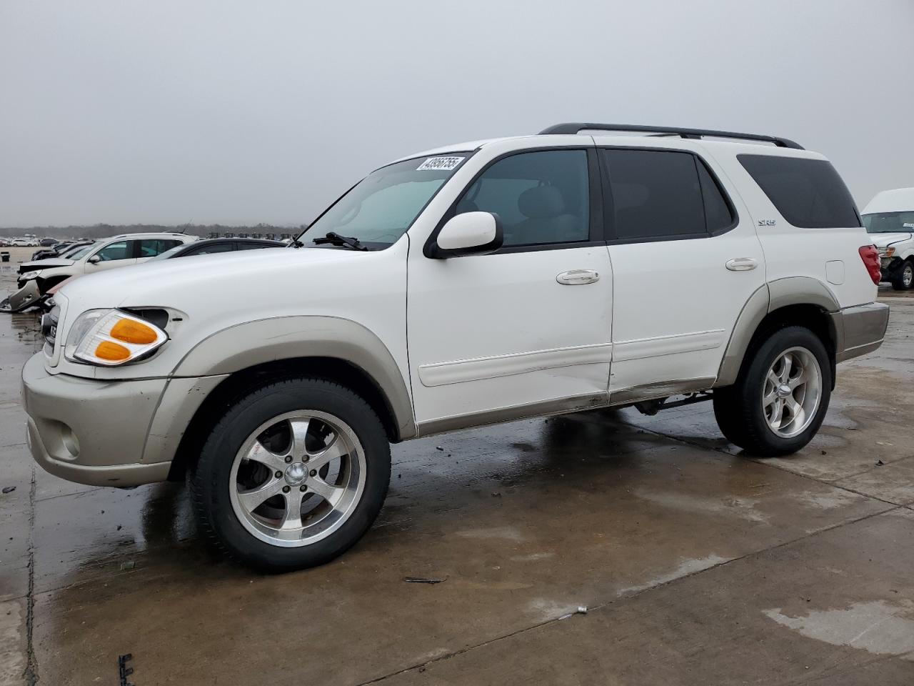 Grand Prairie, TX에서 판매 중인 2004 Toyota Sequoia Sr5 - Side