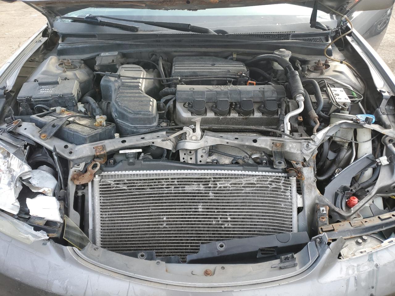 2004 Honda Civic - Image 11