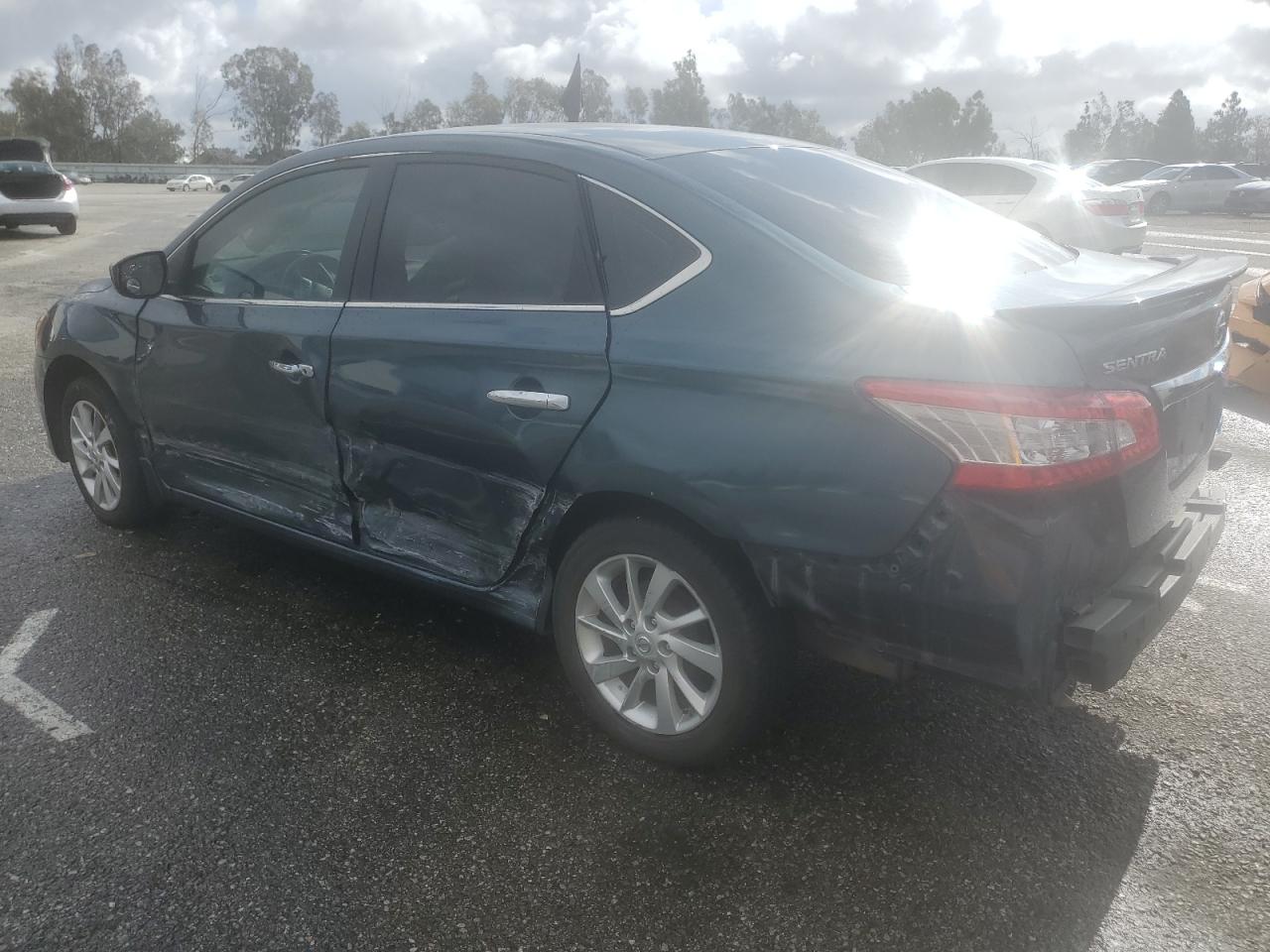 2014 Nissan Sentra - Image 2