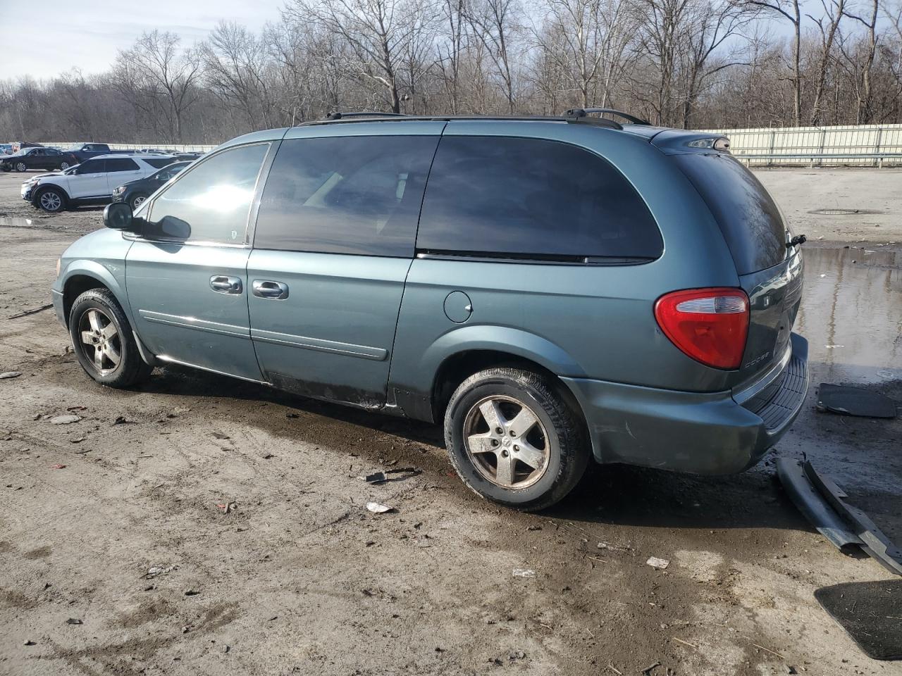 2007 Dodge Caravan - Image 2