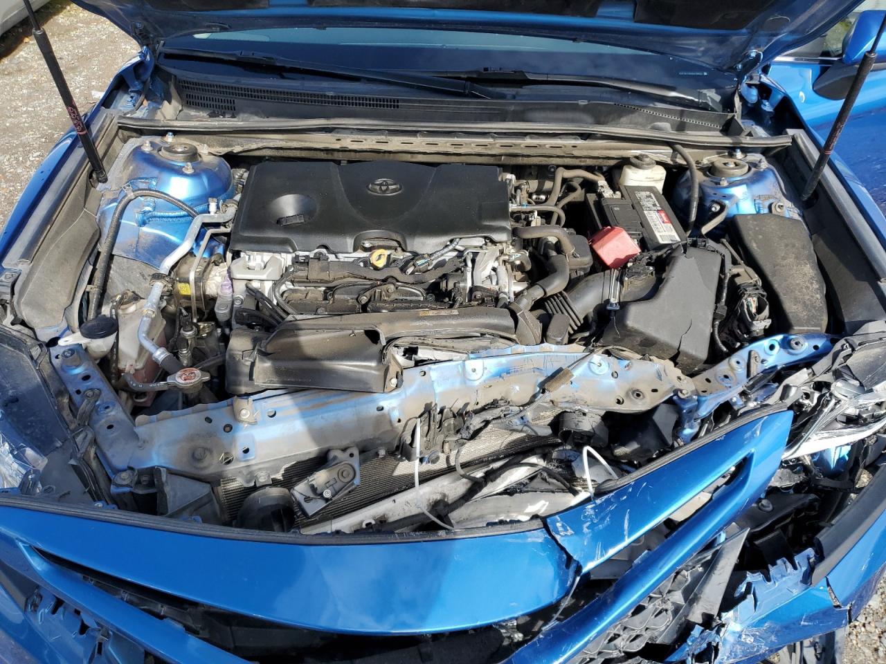 2019 Toyota Camry - Image 11