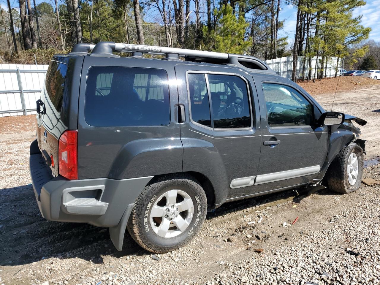 2011 Nissan XTerra - Image 3