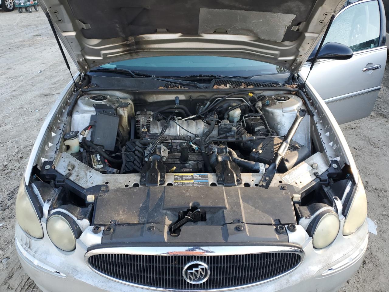 2005 Buick LaCrosse - Image 13