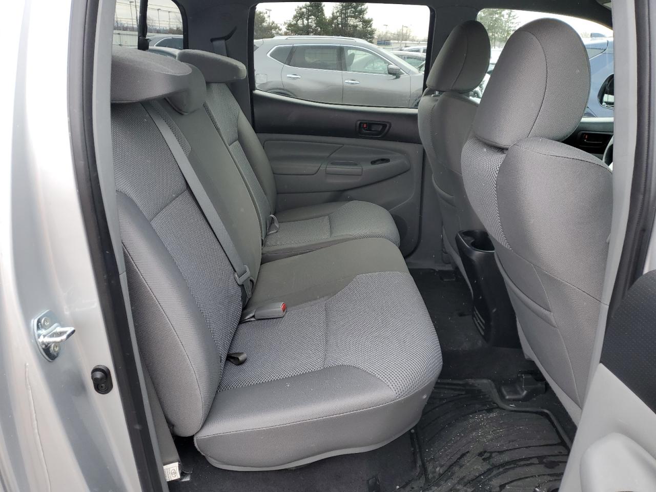 2012 Toyota Tacoma - Image 10