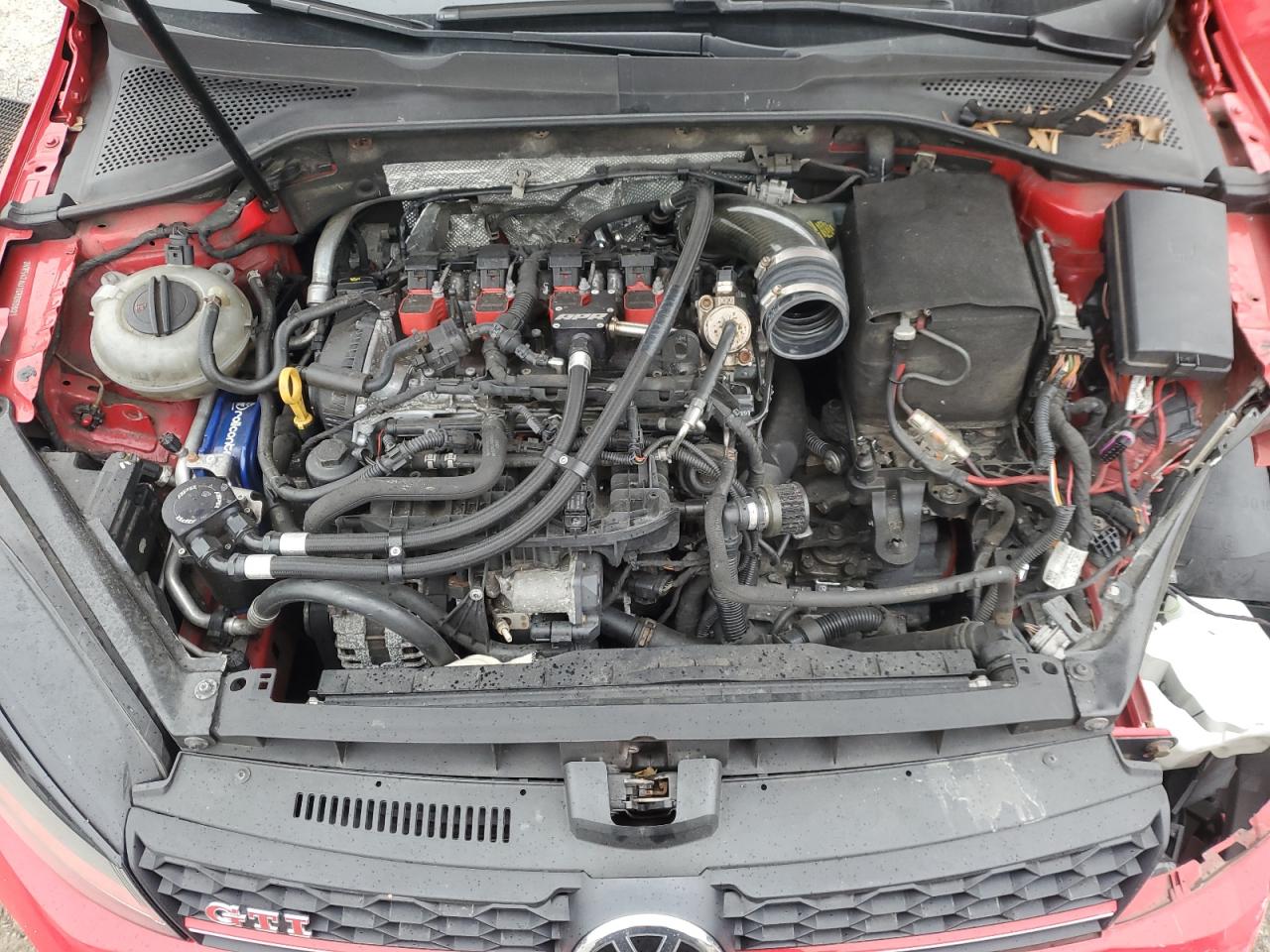 2016 Volkswagen GTI - Image 12