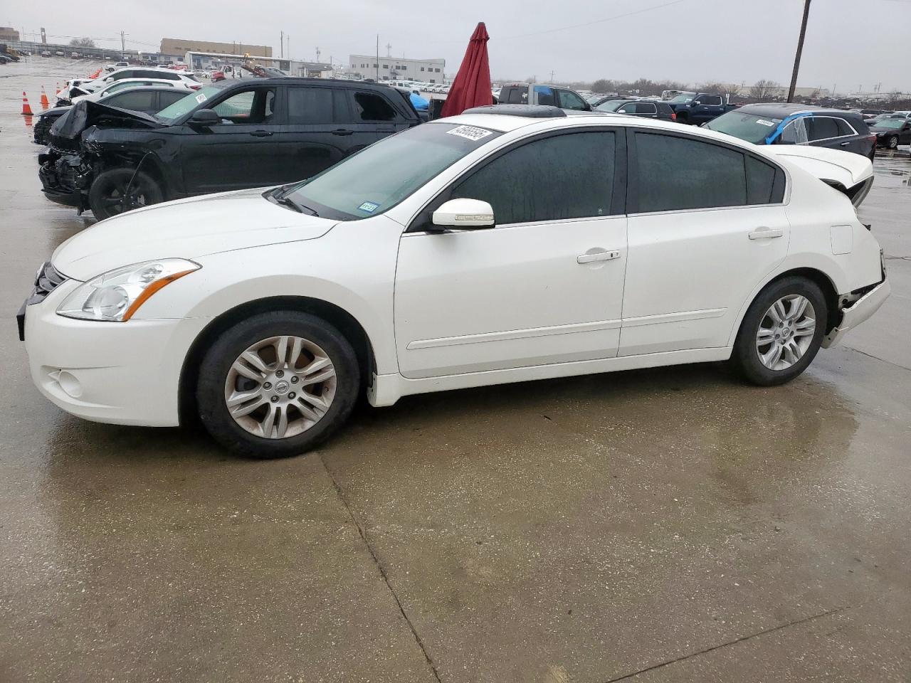 2010 Nissan Altima - Image 1