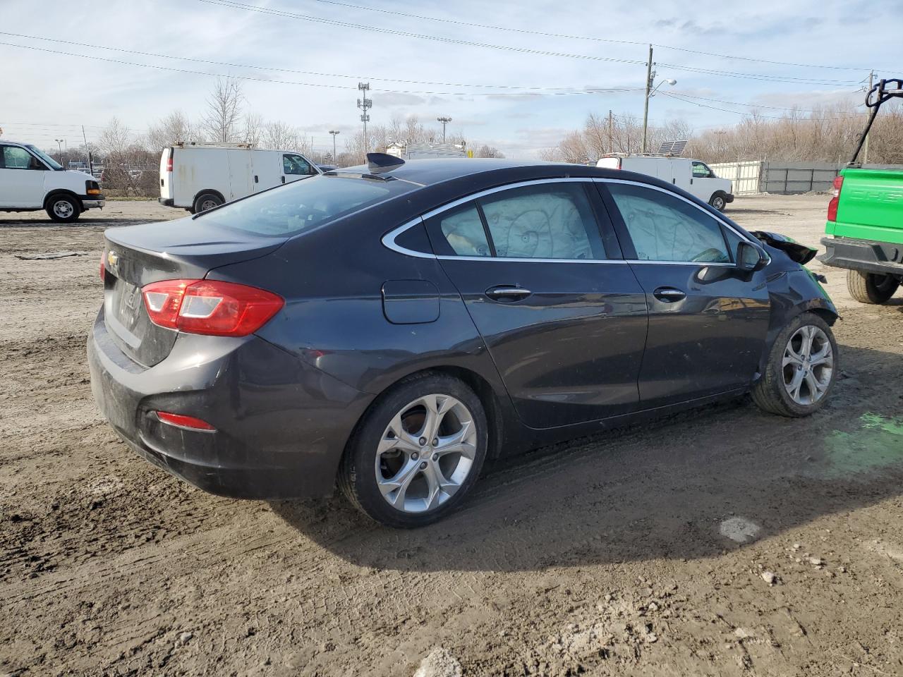 2017 Chevrolet Cruze - Image 3