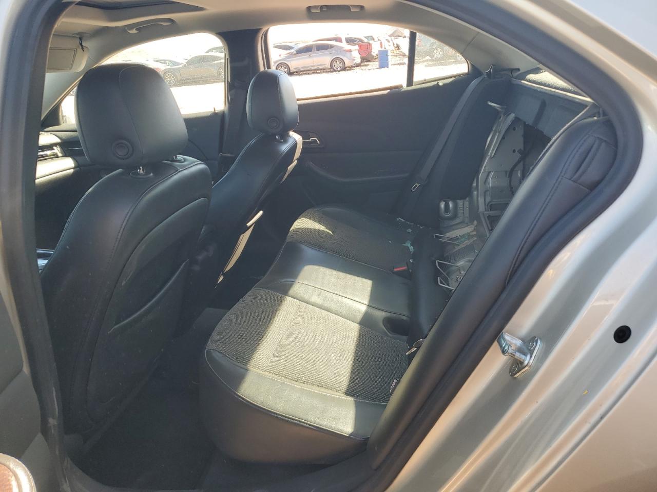 2013 Chevrolet Malibu - Image 10