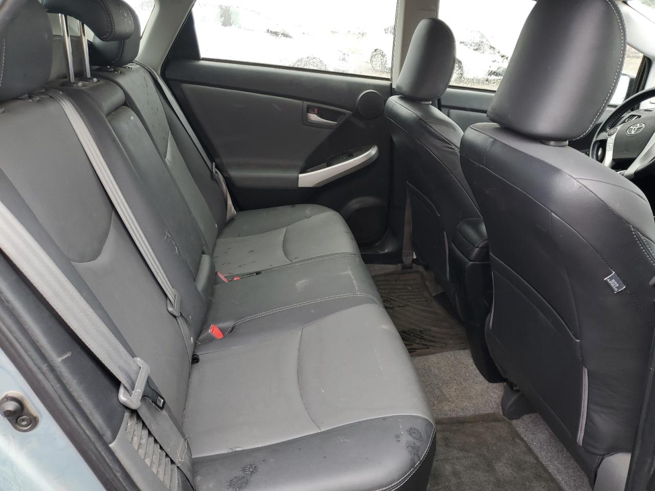 2013 Toyota Prius - Image 10