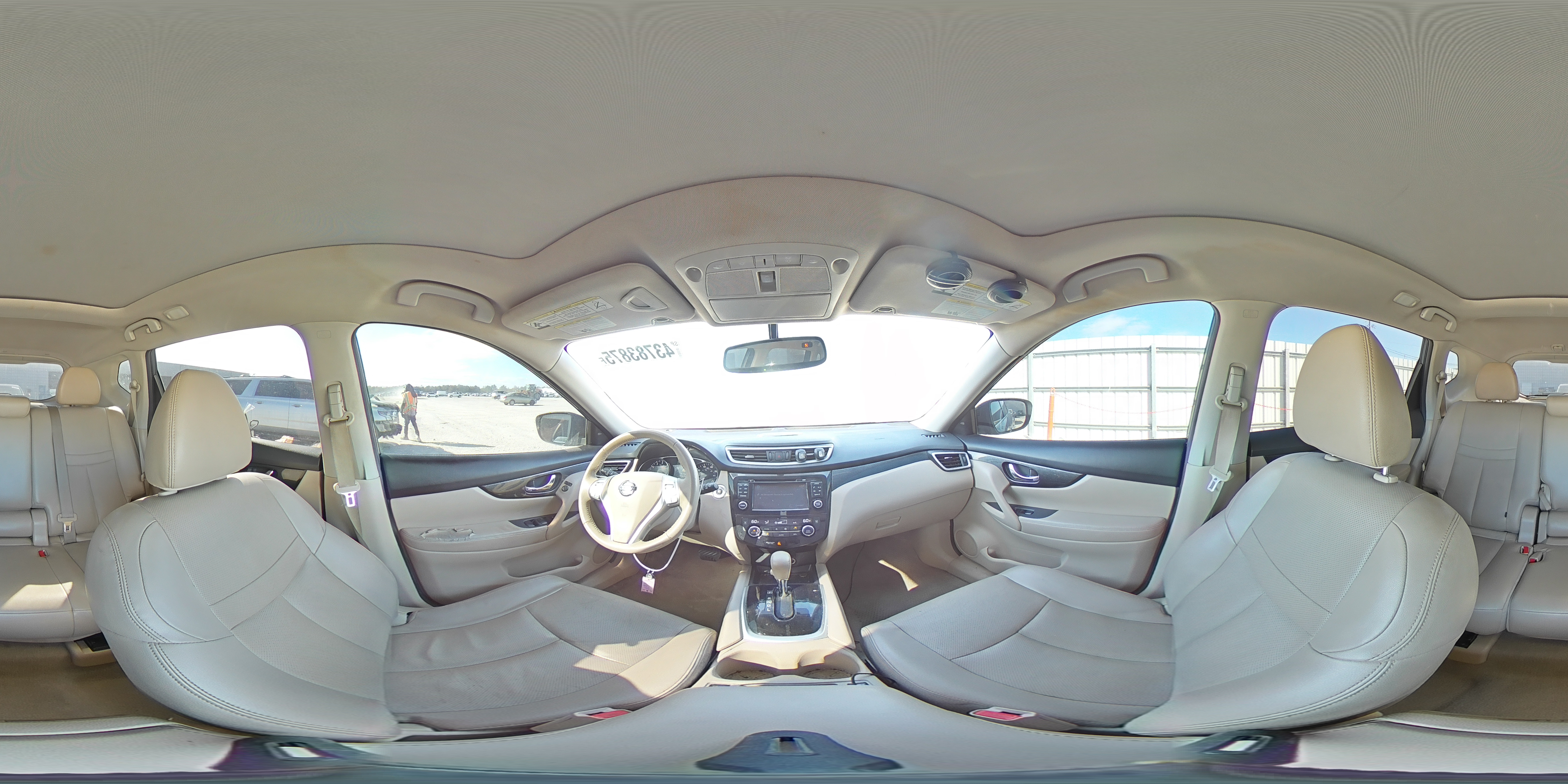 2015 Nissan Rogue - Image 14