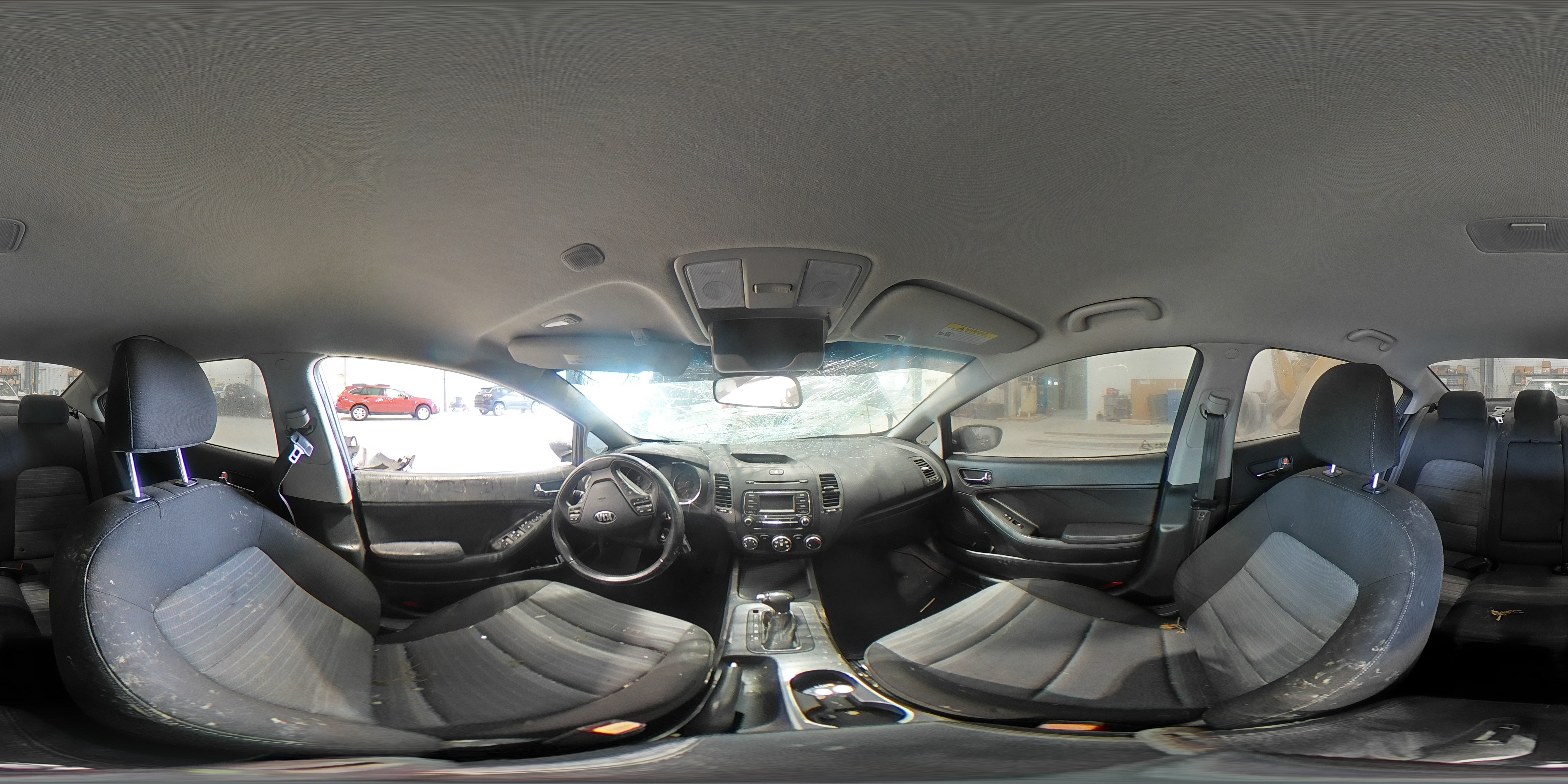 2015 Kia Forte - Image 12