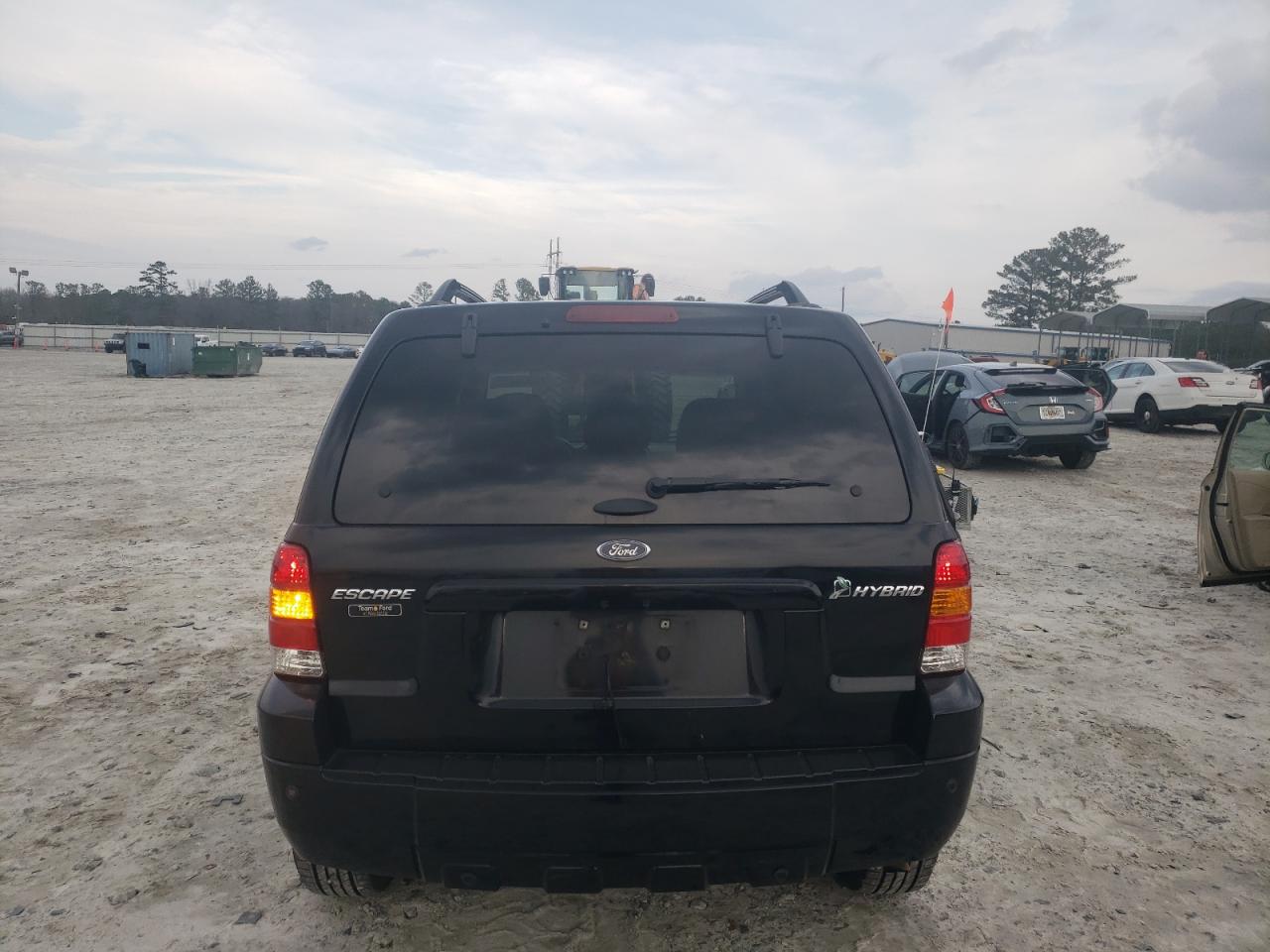 2007 Ford Escape - Image 6