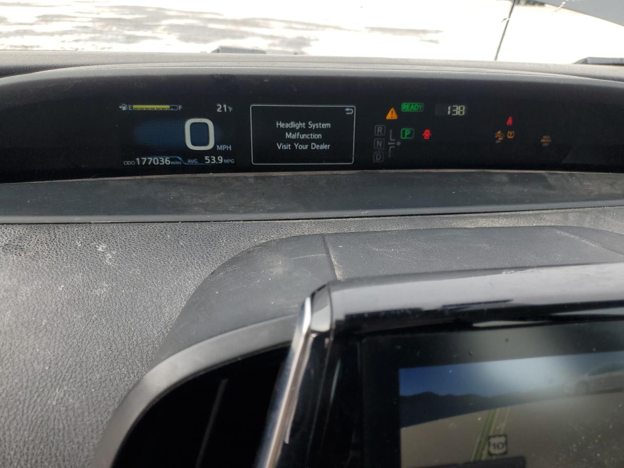2020 Toyota Prius - Image 9