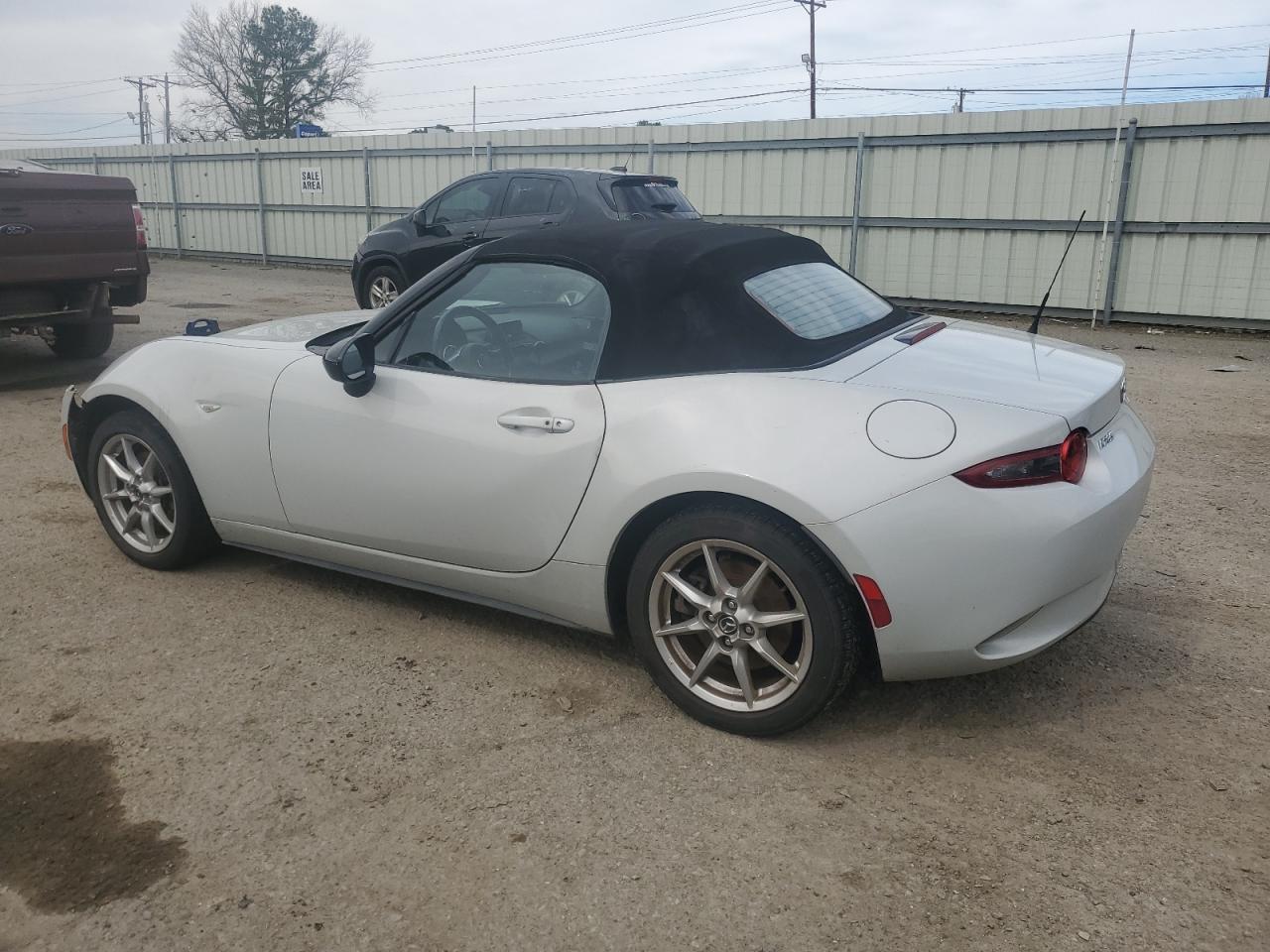 2016 Mazda MX-5 - Image 2