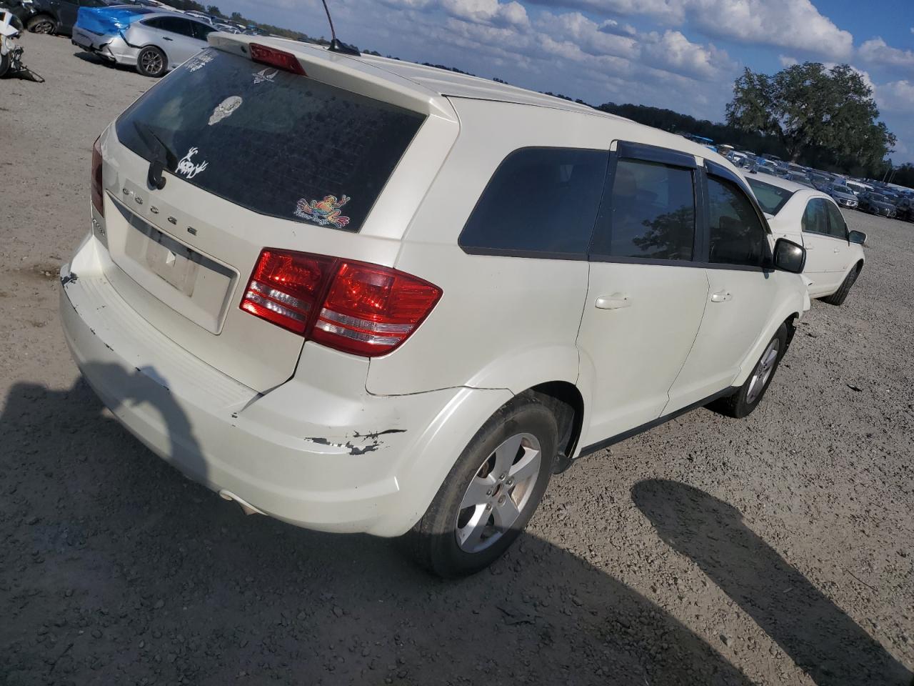 2012 Dodge Journey - Image 3