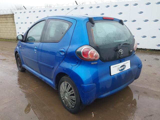 2010 TOYOTA AYGO BLUE