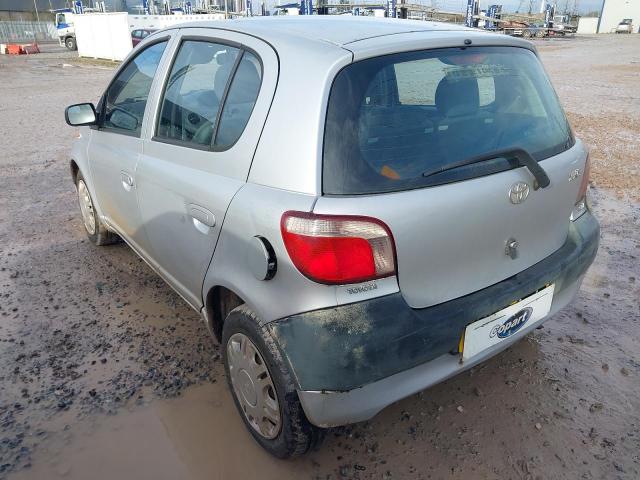 2002 TOYOTA YARIS GS