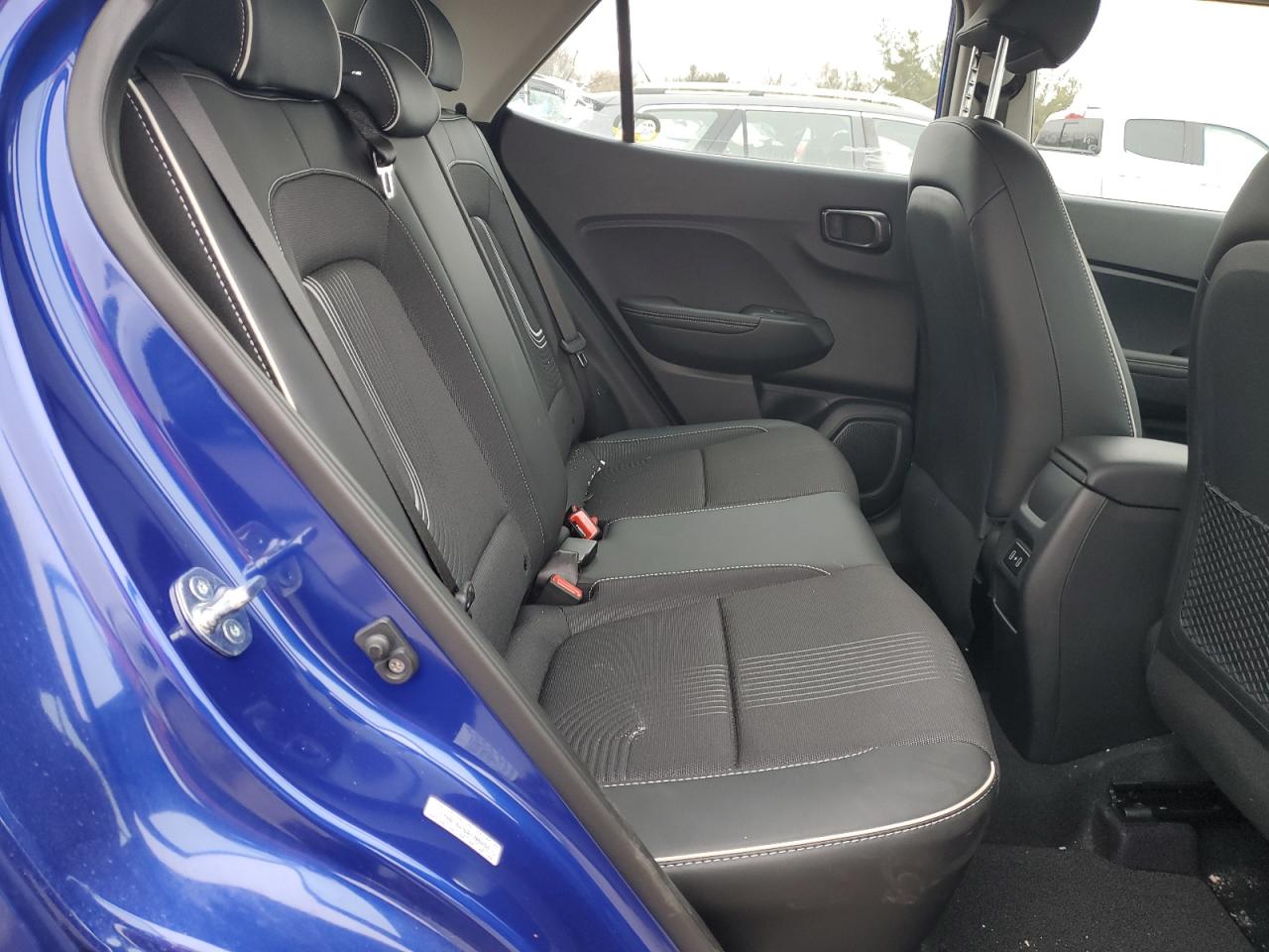 2024 Hyundai Venue - Image 11