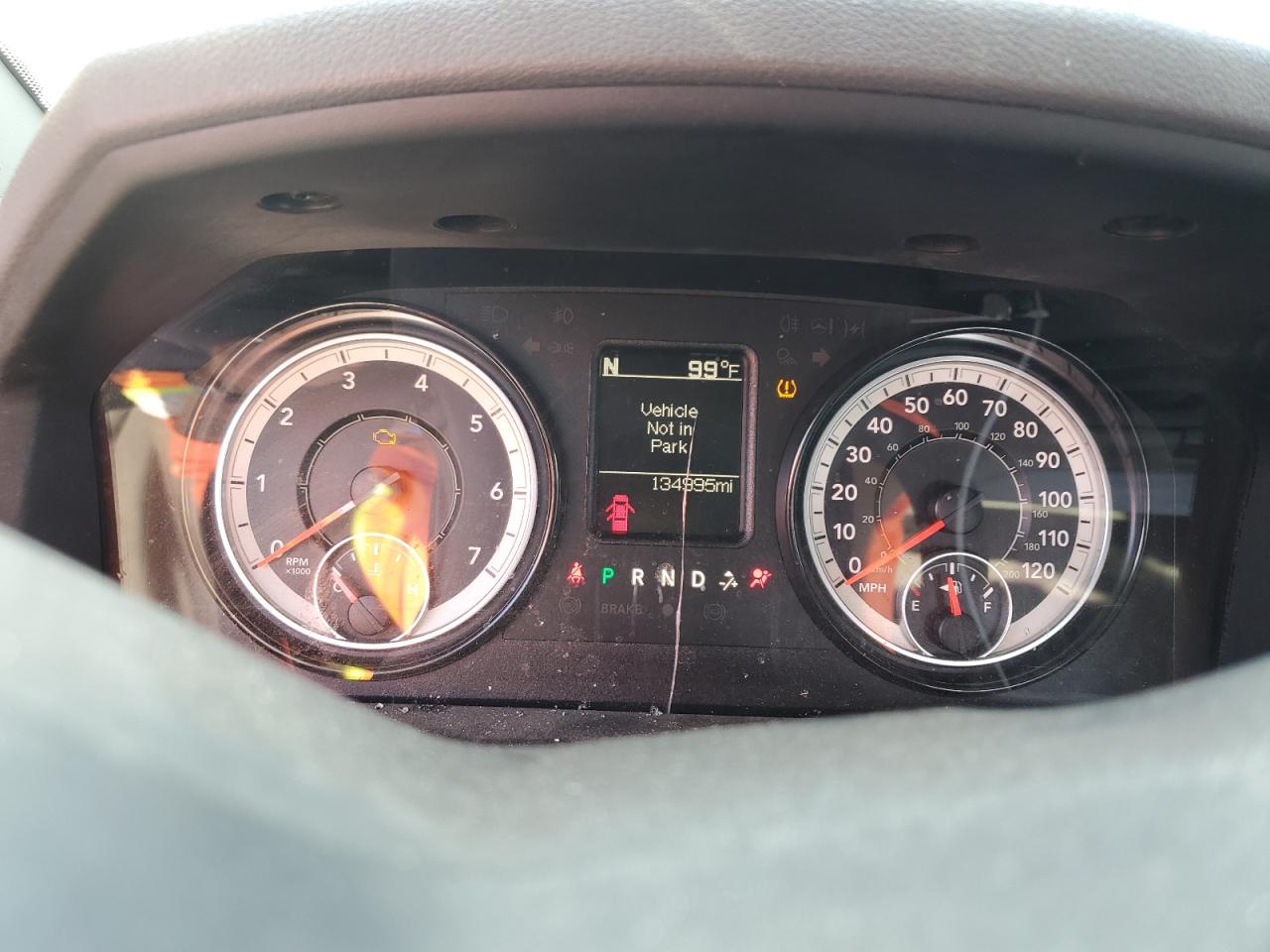 2019 RAM 1500 - Image 9
