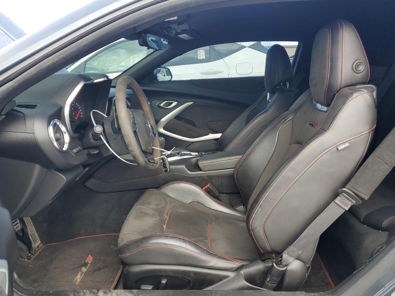2021 Chevrolet Camaro - Image 7