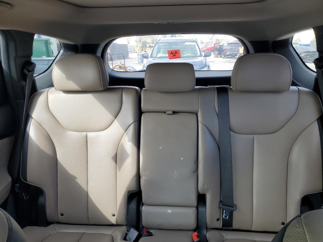 2021 Hyundai Santa Fe - Image 10