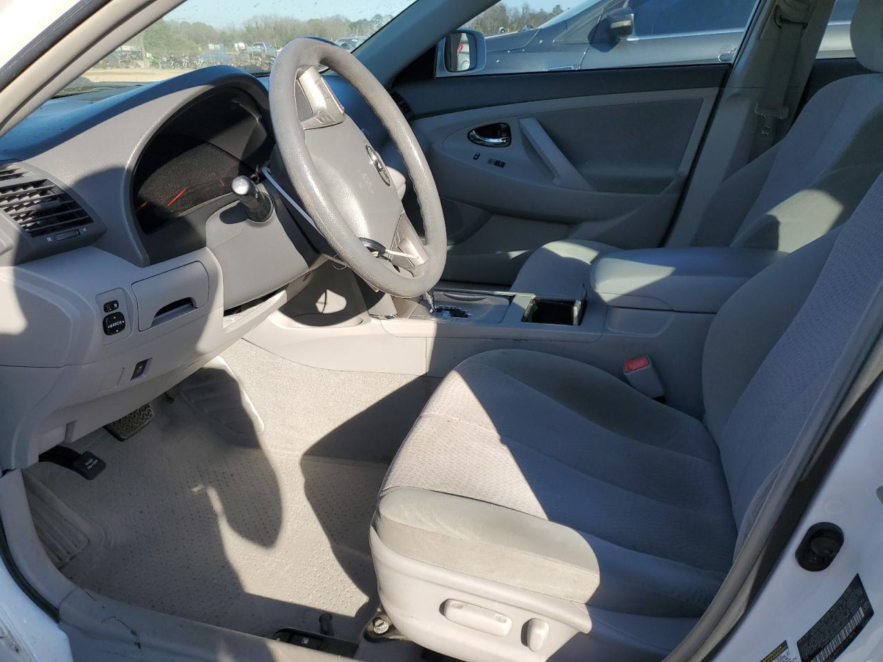 2010 Toyota Camry - Image 7