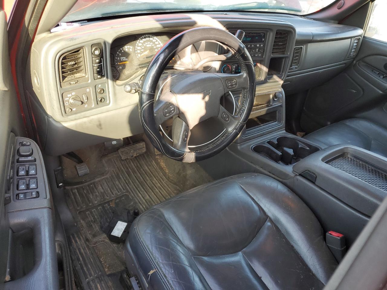 2005 Chevrolet Silverado - Image 8