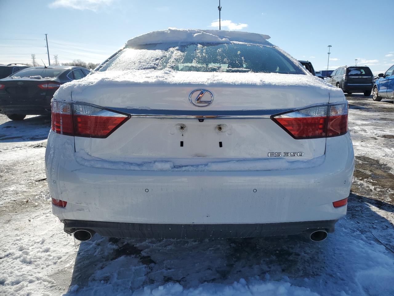 2015 Lexus ES - Image 6