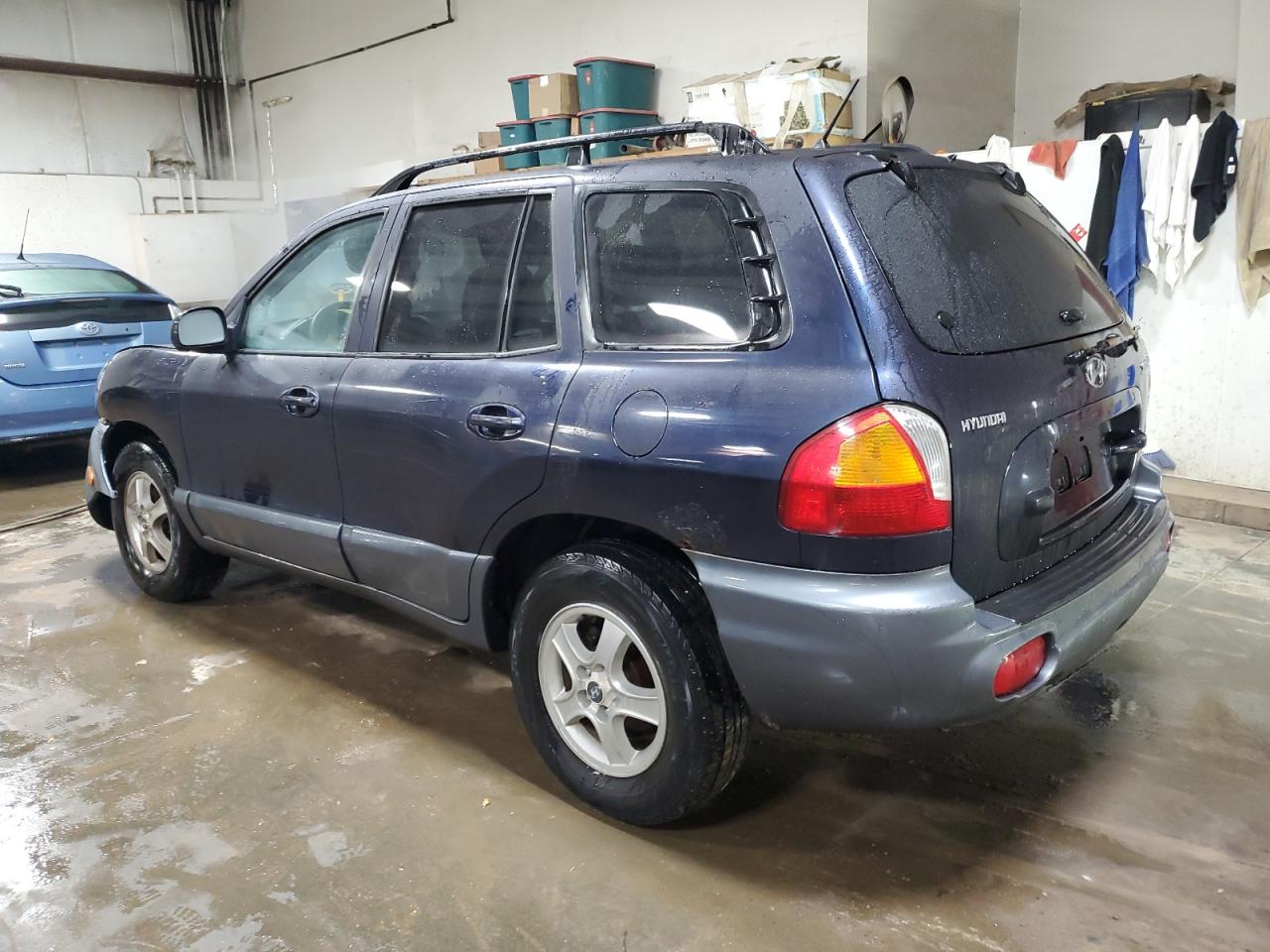 2004 Hyundai Santa Fe - Image 2