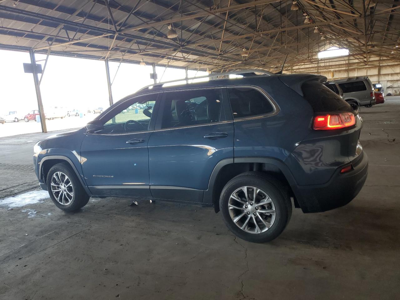 2021 Jeep Grand Cherokee - Image 2