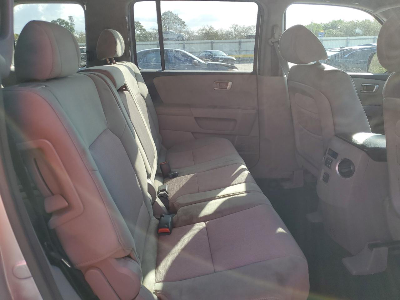 2011 Honda Pilot - Image 11