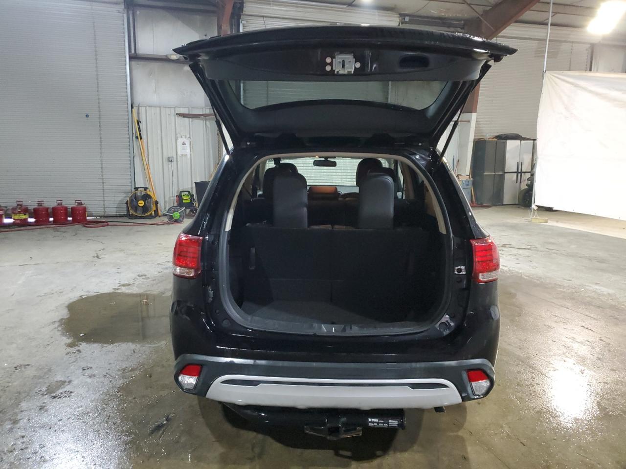 2019 Mitsubishi Outlander - Image 6