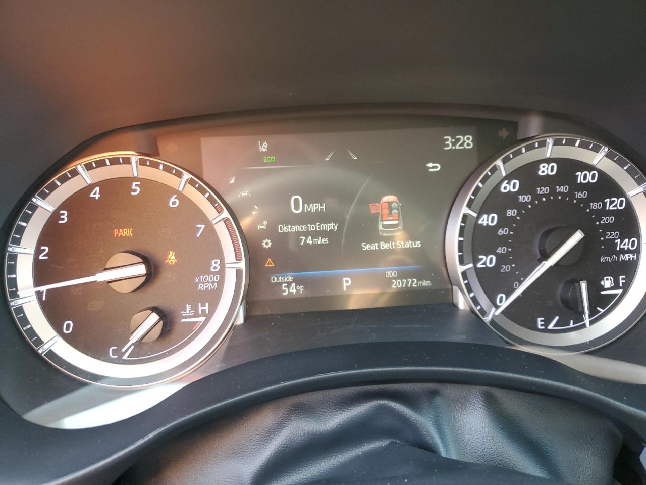 2022 Toyota Highlander - Image 9
