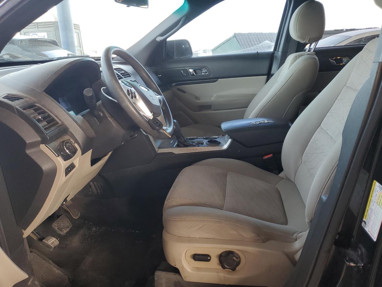 2014 Ford Explorer - Image 7