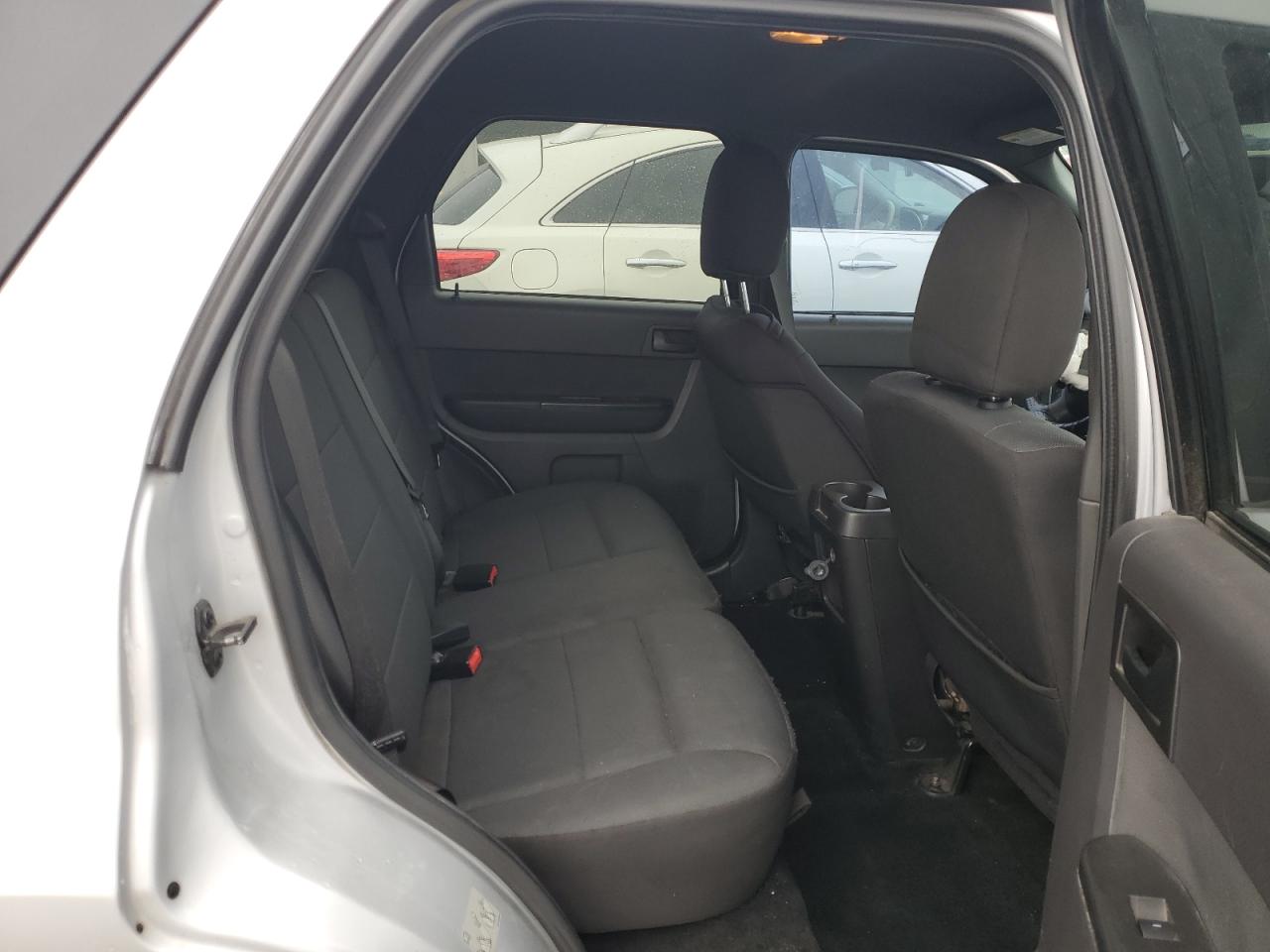 2012 Ford Escape - Image 11