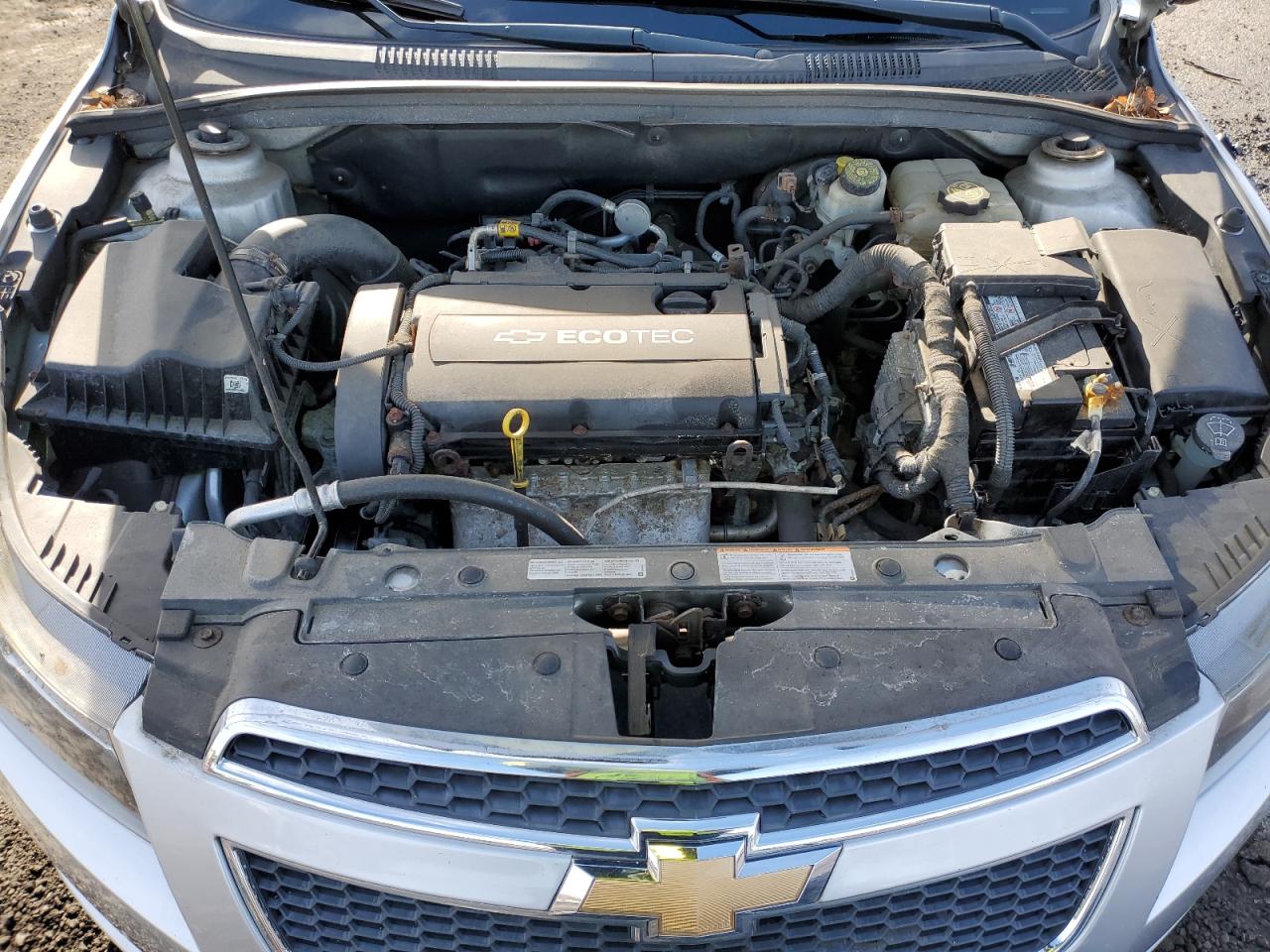 2012 Chevrolet Cruze - Image 13