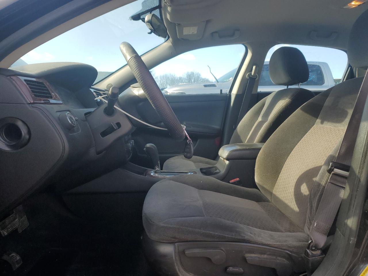 2011 Chevrolet Impala - Image 7