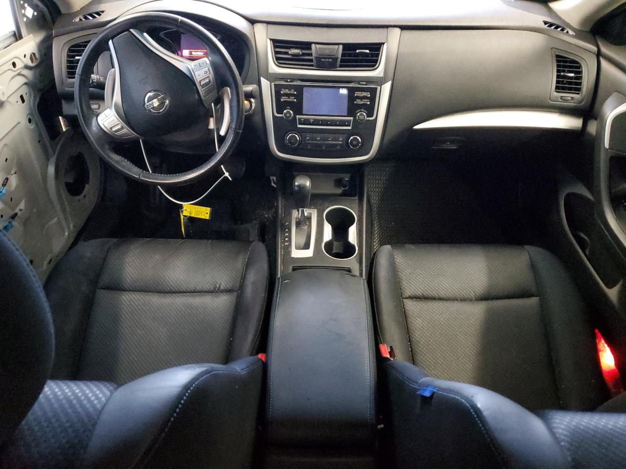 2016 Nissan Altima - Image 8