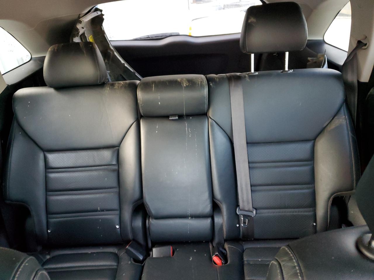 2017 Kia Sorento - Image 10