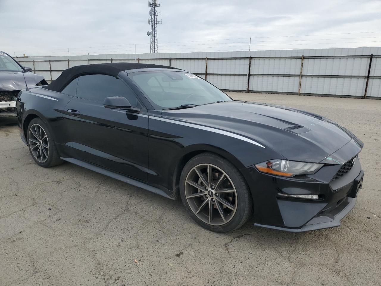 2019 Ford Mustang - Image 4