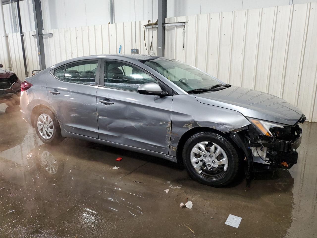 2019 Hyundai Elantra - Image 4