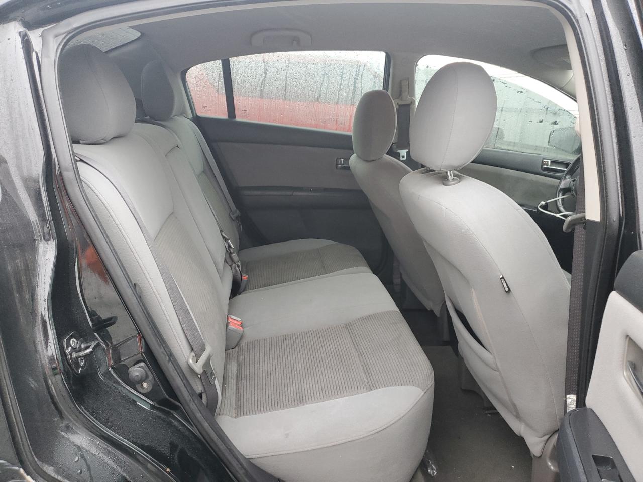 2012 Nissan Sentra - Image 10