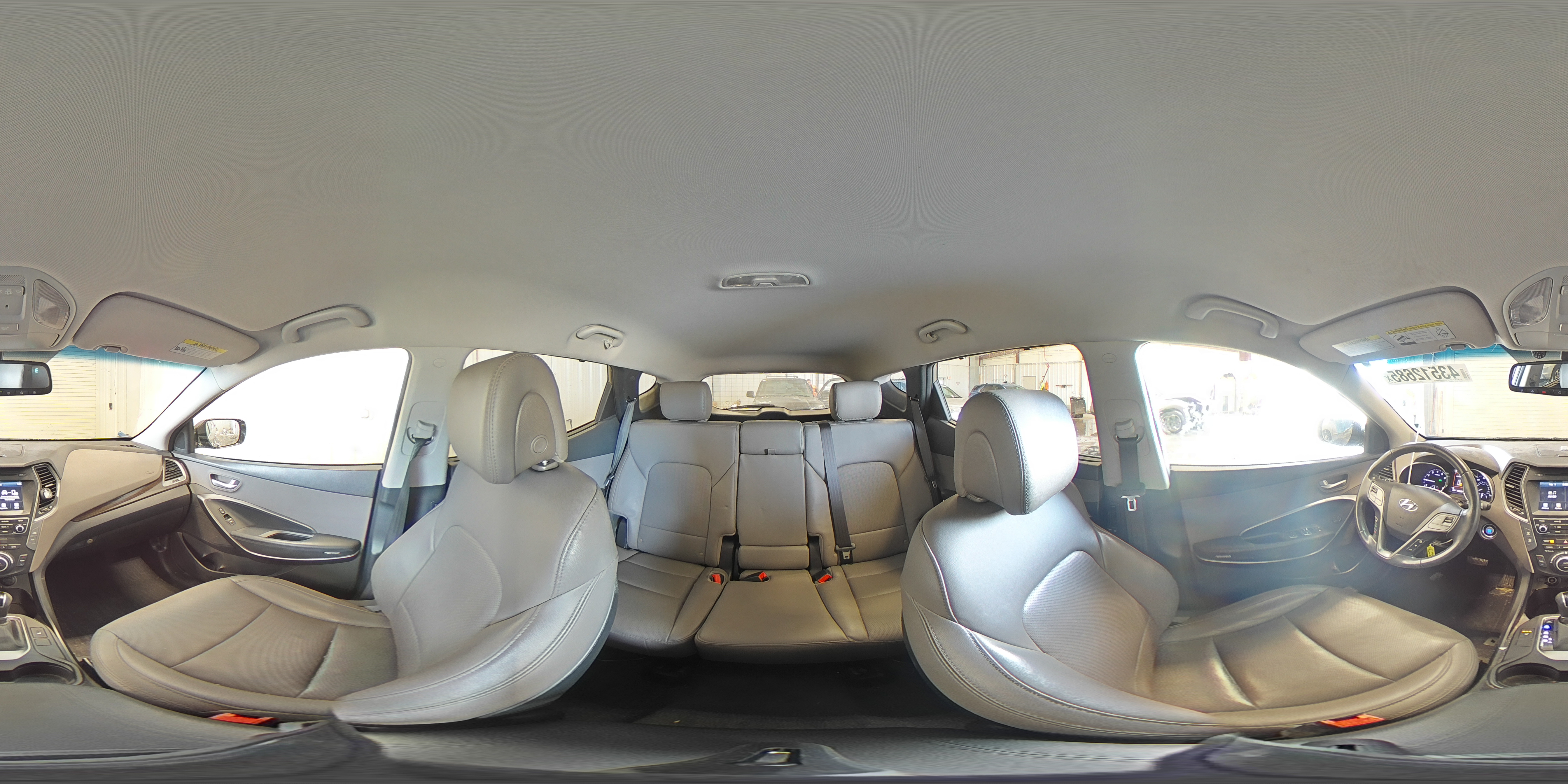 2017 Hyundai Santa Fe - Image 15