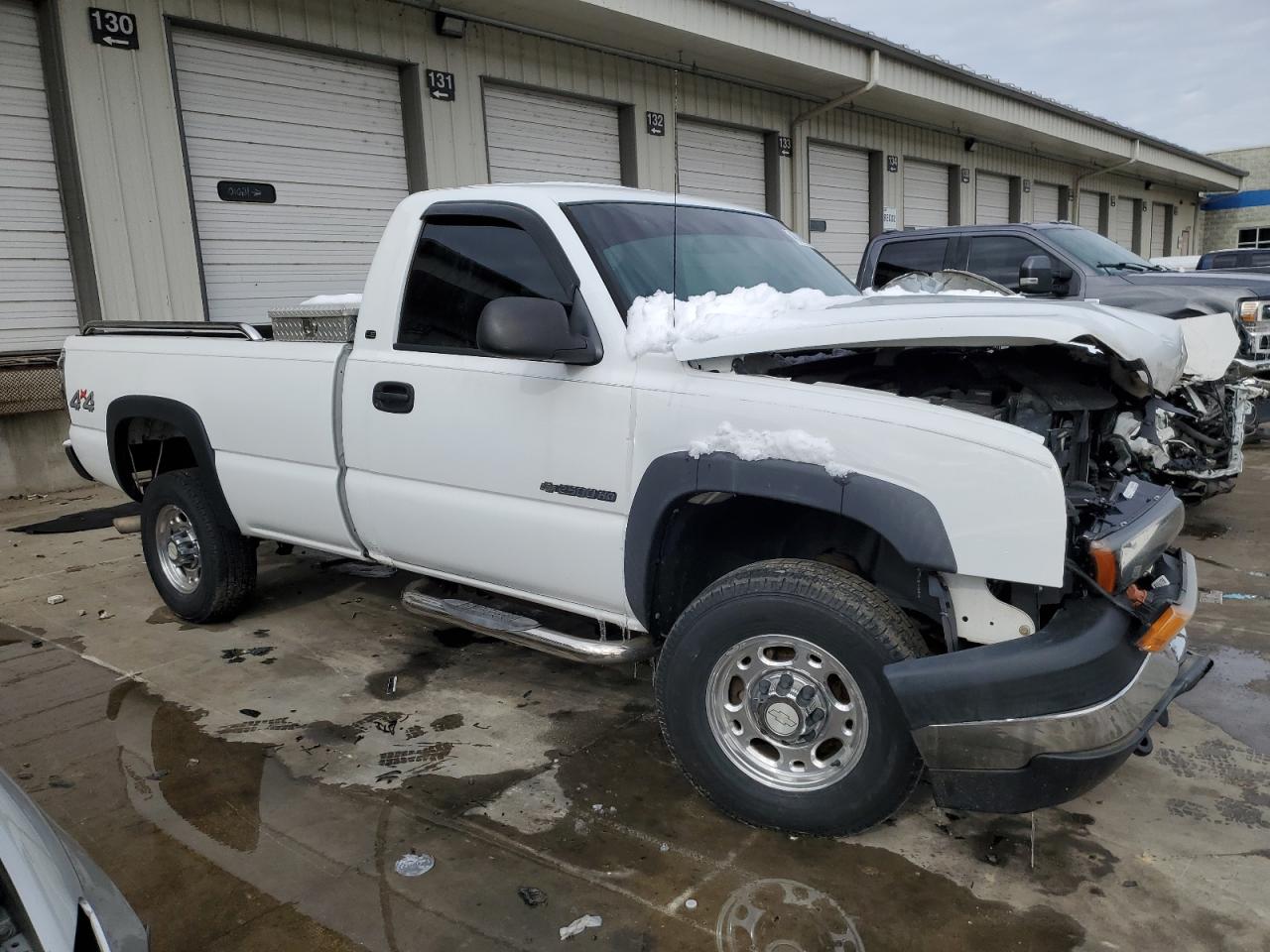 2006 Chevrolet Silverado - Image 4